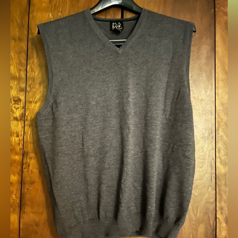 Jos. A. Banks Men’s Gray Sweater Vest